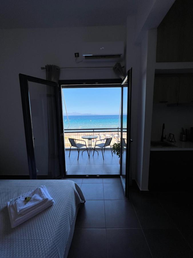 Appartamento Lookis Sea View Near Airport Artemida  Esterno foto